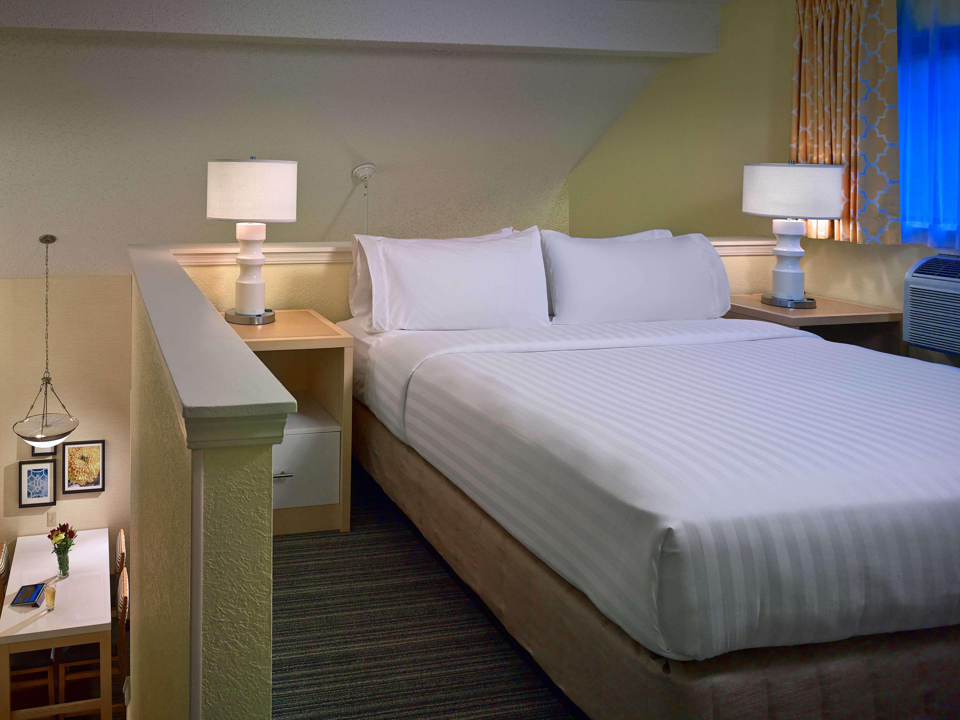 Sonesta Es Suites Burlington Bagian luar foto