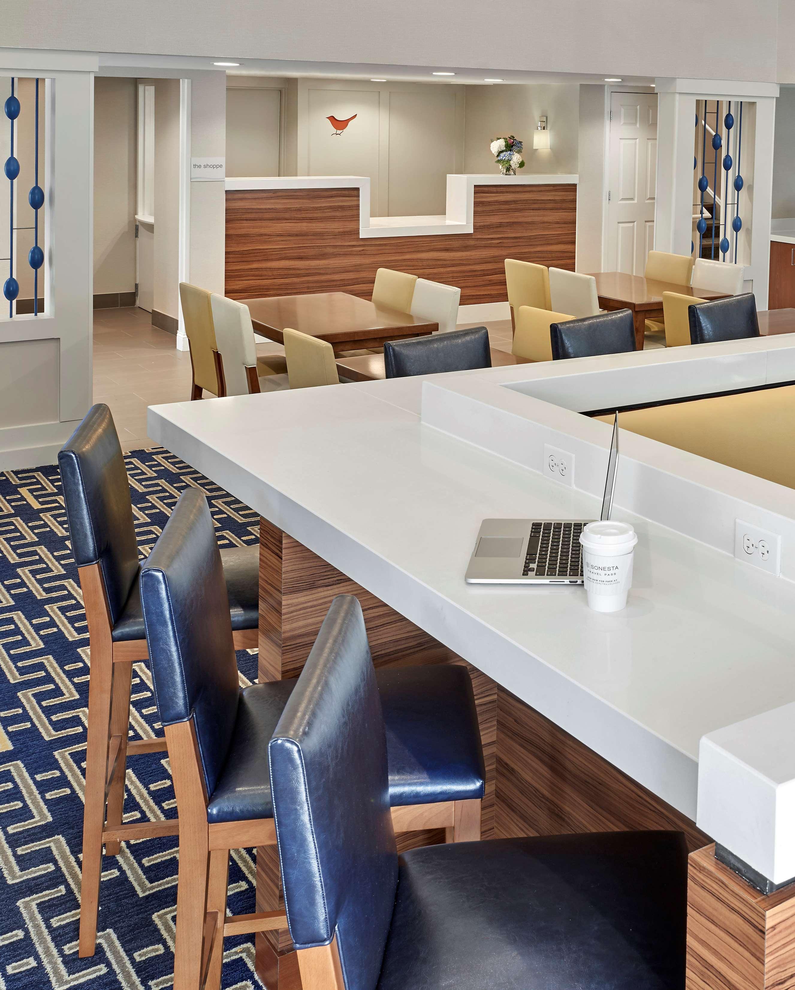 Sonesta Es Suites Burlington Bagian luar foto