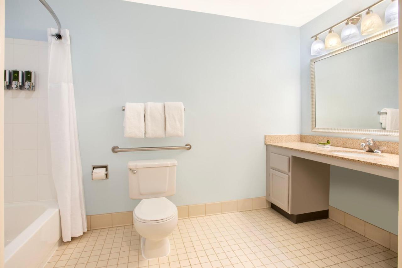 Sonesta Es Suites Burlington Bagian luar foto